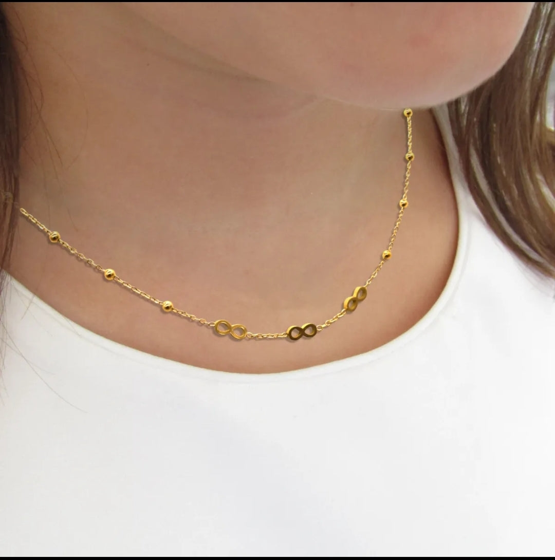 Collier Infinity