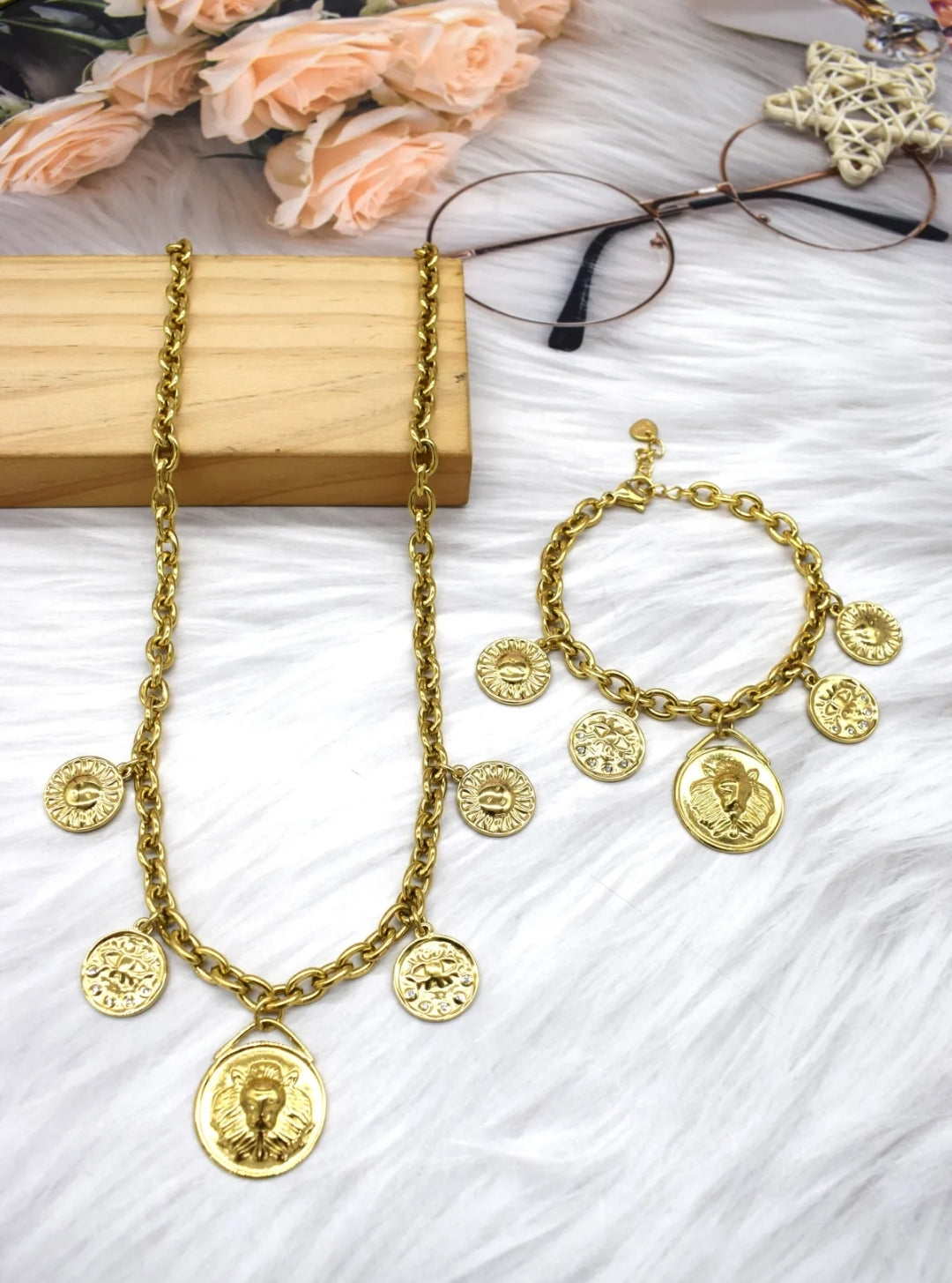Collier Samantha